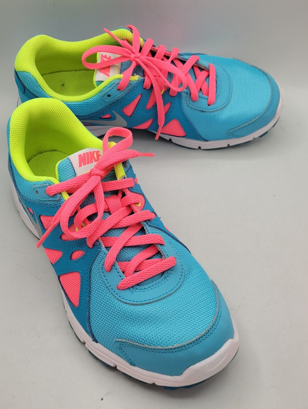 Nike Revolution 2G Running Shoes Size 7Y